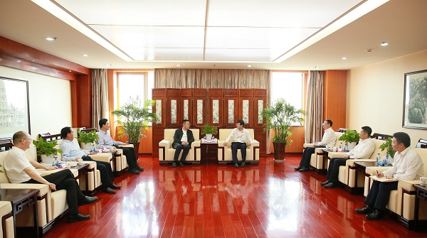 6月6日 公司党委书记、董事长姚卫东会见咸阳市市长冷劲松一行.jpg 6月6日 公司党委书记、董事长姚卫东会见咸阳市市长冷劲松一行.jpg
